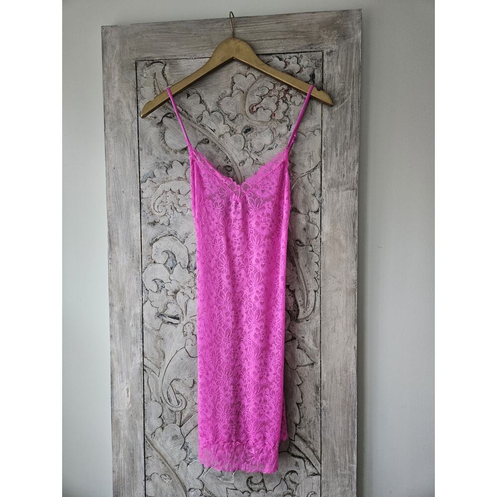 Victoria's Secret Hot Pink Stretch Sheer Lace Chemise, Sz Large L Adjust Straps